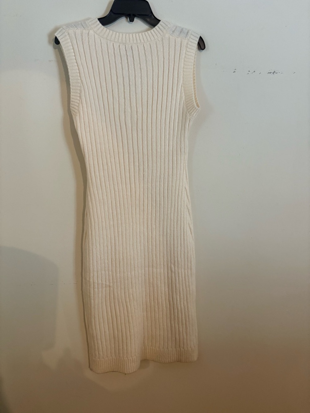 NWT Koko + Mason Cream Ribbed V-Neck Midi Sleeveless Sweater Dress - Picture 4 of 7